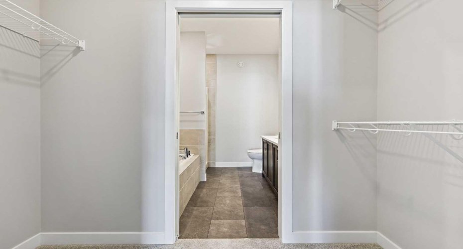 611 Mahogany Road, Calgary, Alberta T3M 3Y3, 2 Bedrooms Bedrooms, ,3 BathroomsBathrooms,Residential,For Sale,Mahogany,A2278057