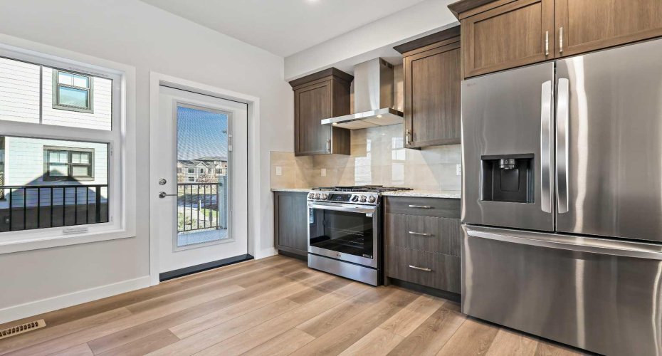 611 Mahogany Road, Calgary, Alberta T3M 3Y3, 2 Bedrooms Bedrooms, ,3 BathroomsBathrooms,Residential,For Sale,Mahogany,A2278057