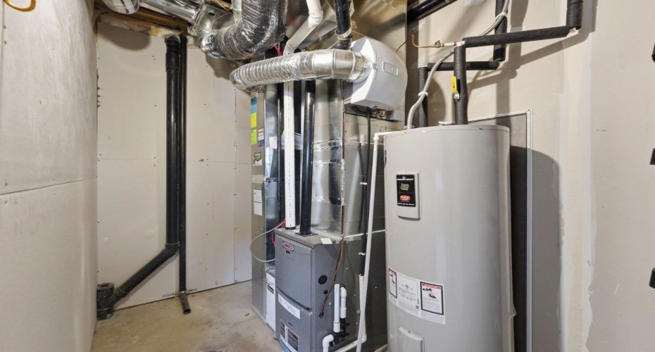 84 Shawnee Common, Calgary, Alberta T2Y 0P9, 2 Bedrooms Bedrooms, ,3 BathroomsBathrooms,Residential,For Sale,Shawnee,A2278103