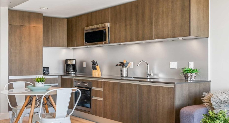 1188 3 Street, Calgary, Alberta T2G1H8, 1 Bedroom Bedrooms, ,1 BathroomBathrooms,Residential,For Sale,3,A2278333