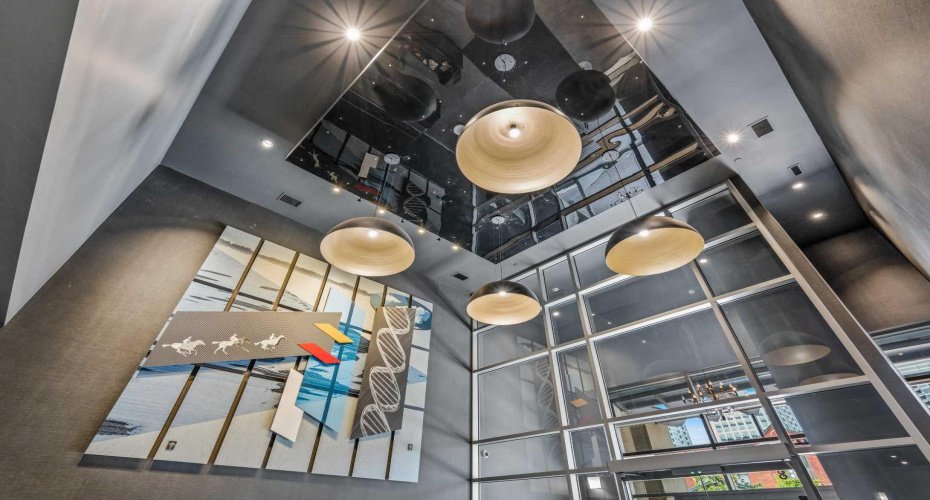 The Guardian lobby sets the tone — welcoming guests with style, comfort, and concierge service.