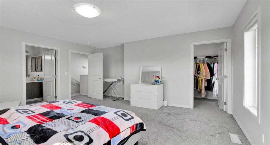 104 Dawson harbour Hill, Chestermere, Alberta T1X2A2, 5 Bedrooms Bedrooms, ,4 BathroomsBathrooms,Residential,For Sale,Dawson harbour,A2278358