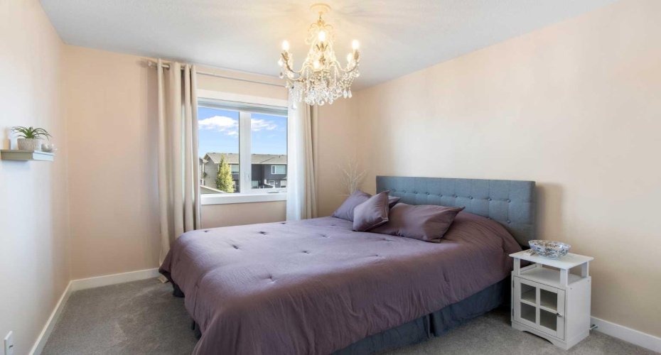 112 Fireside Crescent, Cochrane, Alberta T4C 2A3, 4 Bedrooms Bedrooms, ,4 BathroomsBathrooms,Residential,For Sale,Fireside,A2266771