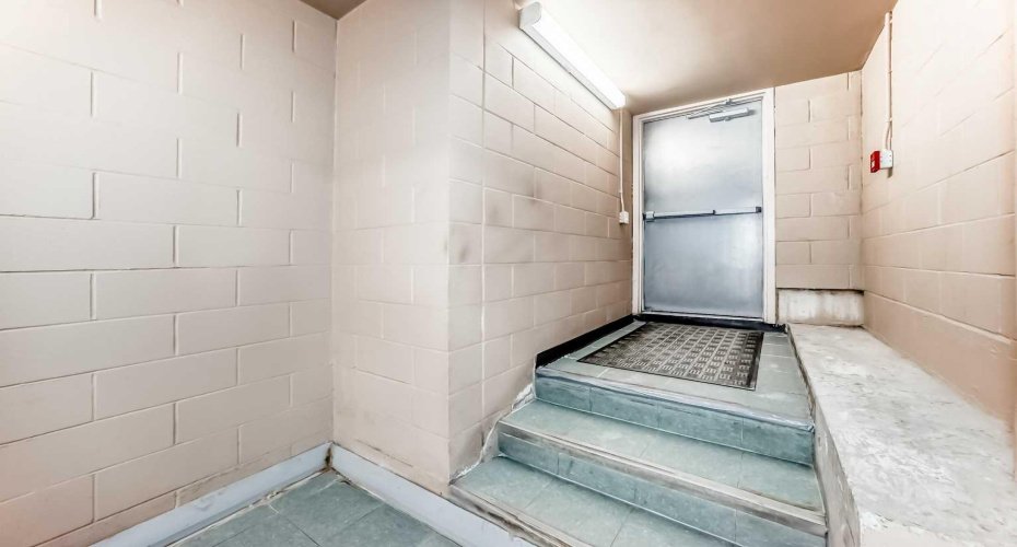 1015 Centre Street, Calgary, Alberta T2E 2P8, ,Commercial,For Sale,Centre,A2277781