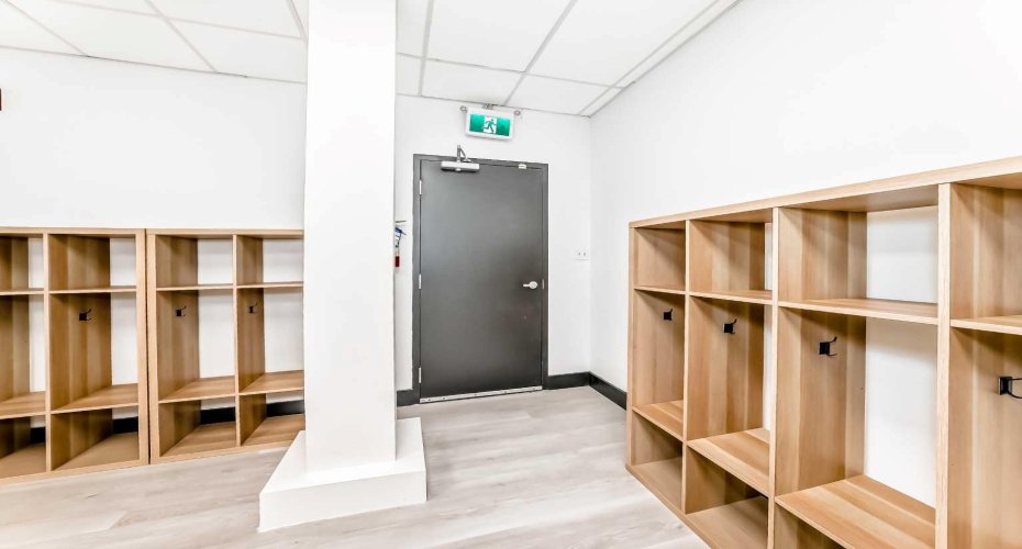 1015 Centre Street, Calgary, Alberta T2E 2P8, ,Commercial,For Sale,Centre,A2277781