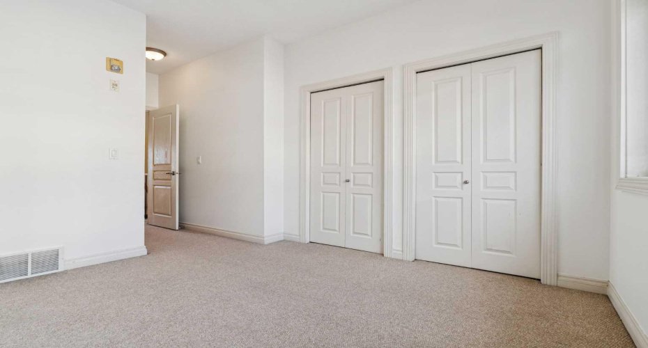 117 Rockyledge View, Calgary, Alberta T3G5X1, 2 Bedrooms Bedrooms, ,3 BathroomsBathrooms,Residential,For Sale,Rockyledge,A2278263