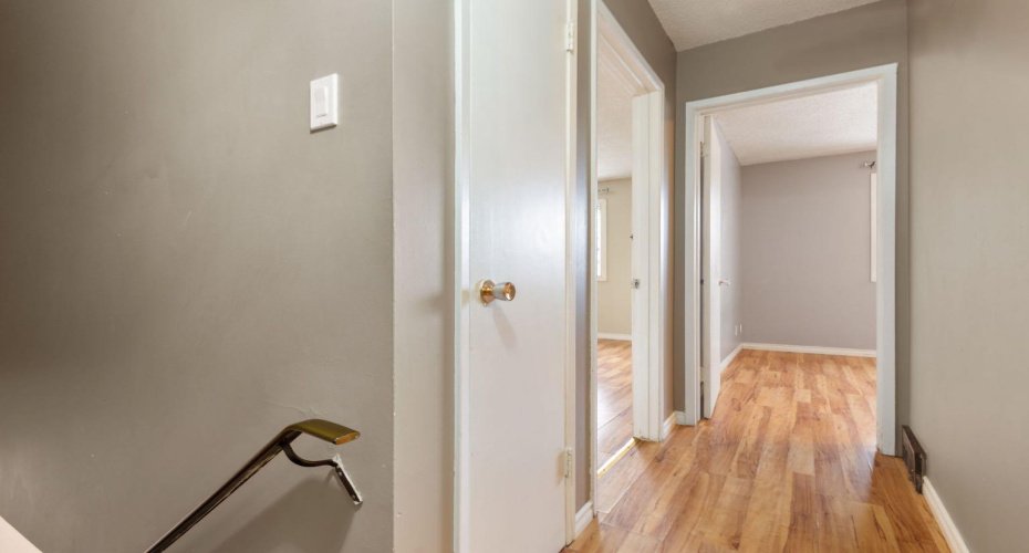 6147 Buckthorn Road, Calgary, Alberta T2K 2Z2, 2 Bedrooms Bedrooms, ,1 BathroomBathrooms,Residential,For Sale,Buckthorn,A2278314