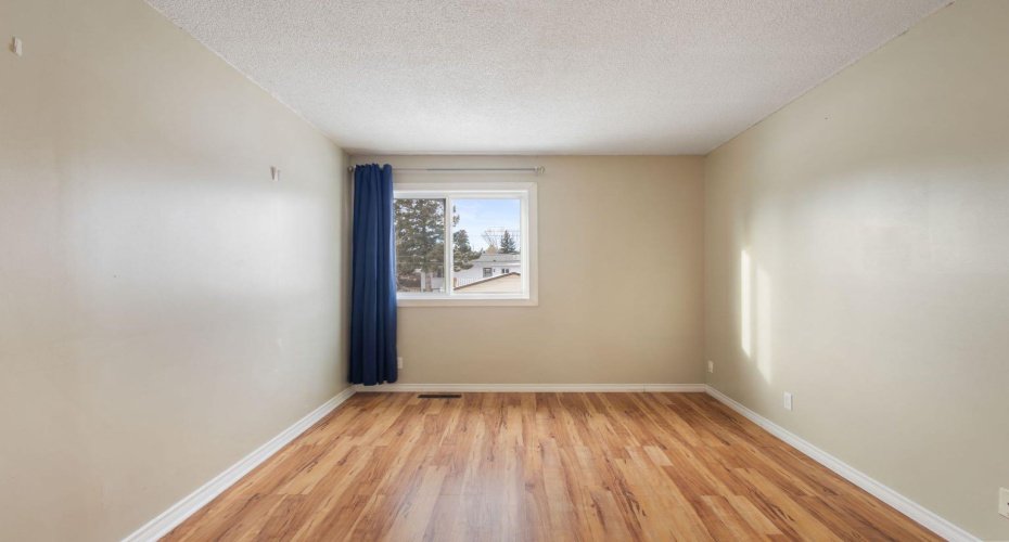 6147 Buckthorn Road, Calgary, Alberta T2K 2Z2, 2 Bedrooms Bedrooms, ,1 BathroomBathrooms,Residential,For Sale,Buckthorn,A2278314