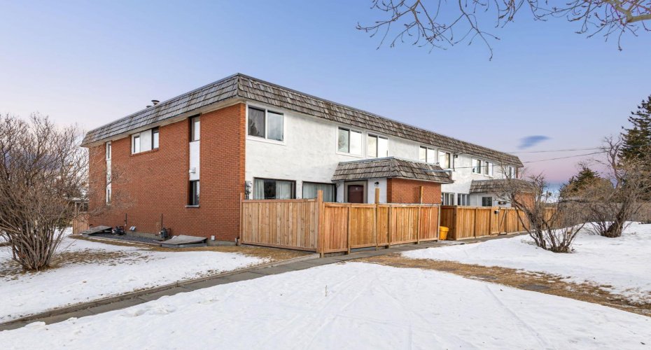 6147 Buckthorn Road, Calgary, Alberta T2K 2Z2, 2 Bedrooms Bedrooms, ,1 BathroomBathrooms,Residential,For Sale,Buckthorn,A2278314