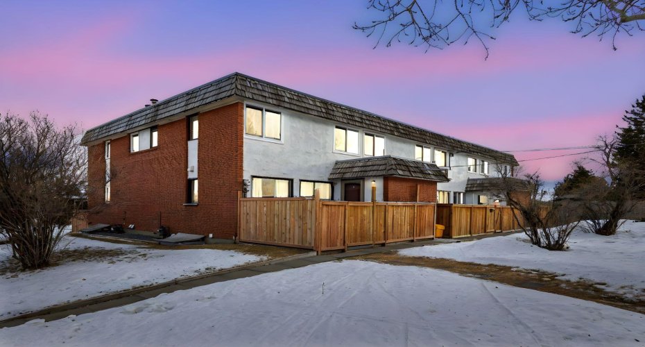 6147 Buckthorn Road, Calgary, Alberta T2K 2Z2, 2 Bedrooms Bedrooms, ,1 BathroomBathrooms,Residential,For Sale,Buckthorn,A2278314