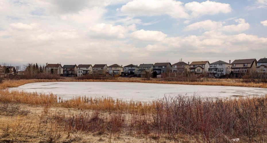 15 Copperfield Close, Calgary, Alberta T2Z 4L2, 3 Bedrooms Bedrooms, ,3 BathroomsBathrooms,Residential,For Sale,Copperfield,A2278371