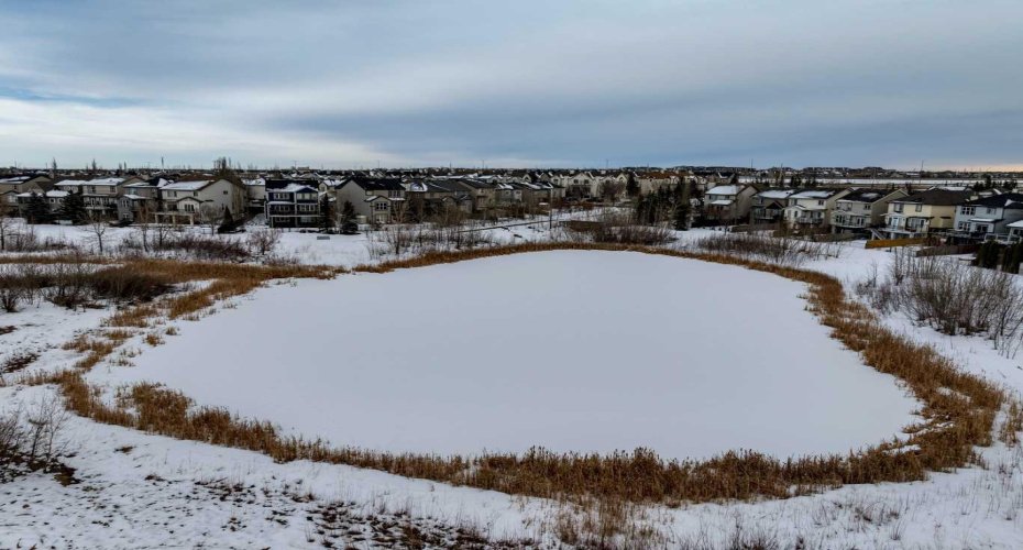 15 Copperfield Close, Calgary, Alberta T2Z 4L2, 3 Bedrooms Bedrooms, ,3 BathroomsBathrooms,Residential,For Sale,Copperfield,A2278371