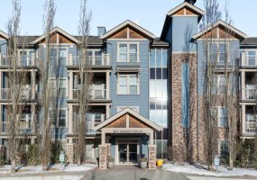 201 Sunset Drive, Cochrane, Alberta T4C 0H5, 2 Bedrooms Bedrooms, ,2 BathroomsBathrooms,Residential,For Sale,Sunset,A2278391