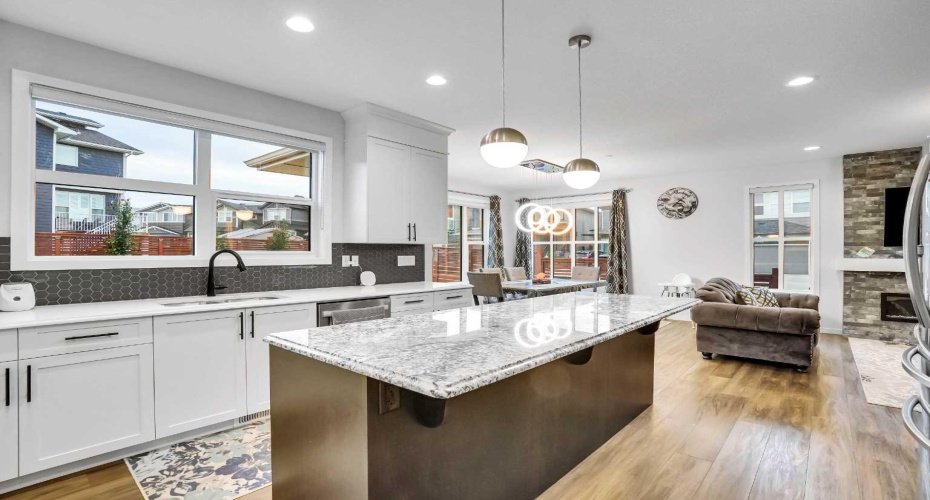 41 Howse Heights, Calgary, Alberta T3P 1N9, 6 Bedrooms Bedrooms, ,6 BathroomsBathrooms,Residential,For Sale,Howse,A2272333