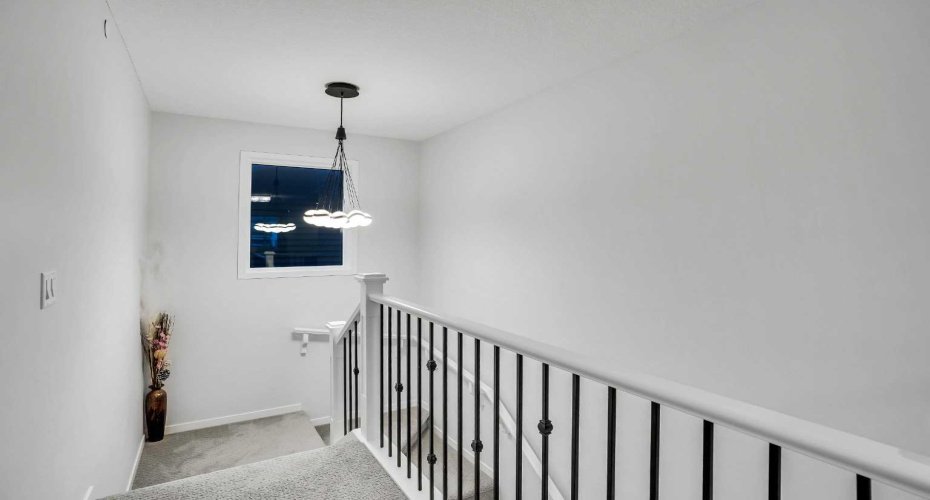 41 Howse Heights, Calgary, Alberta T3P 1N9, 6 Bedrooms Bedrooms, ,6 BathroomsBathrooms,Residential,For Sale,Howse,A2272333