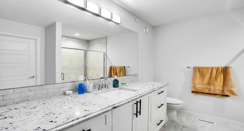 41 Howse Heights, Calgary, Alberta T3P 1N9, 6 Bedrooms Bedrooms, ,6 BathroomsBathrooms,Residential,For Sale,Howse,A2272333