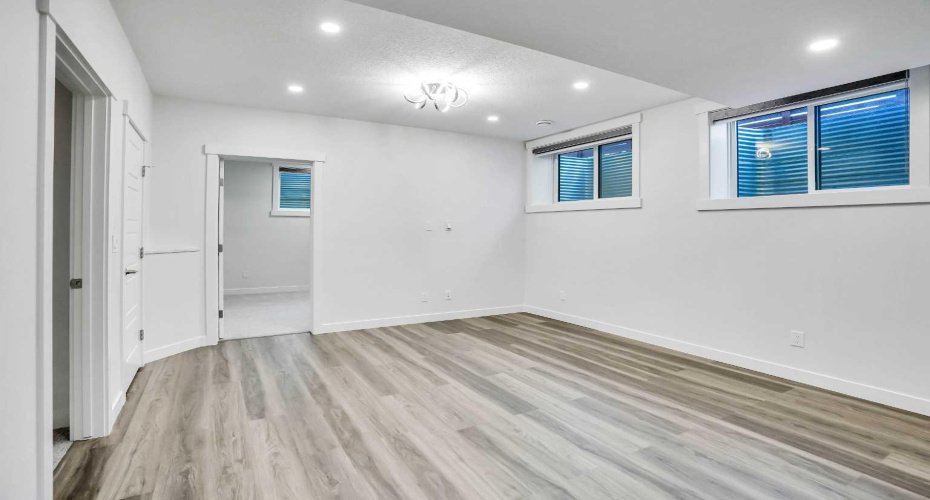 41 Howse Heights, Calgary, Alberta T3P 1N9, 6 Bedrooms Bedrooms, ,6 BathroomsBathrooms,Residential,For Sale,Howse,A2272333