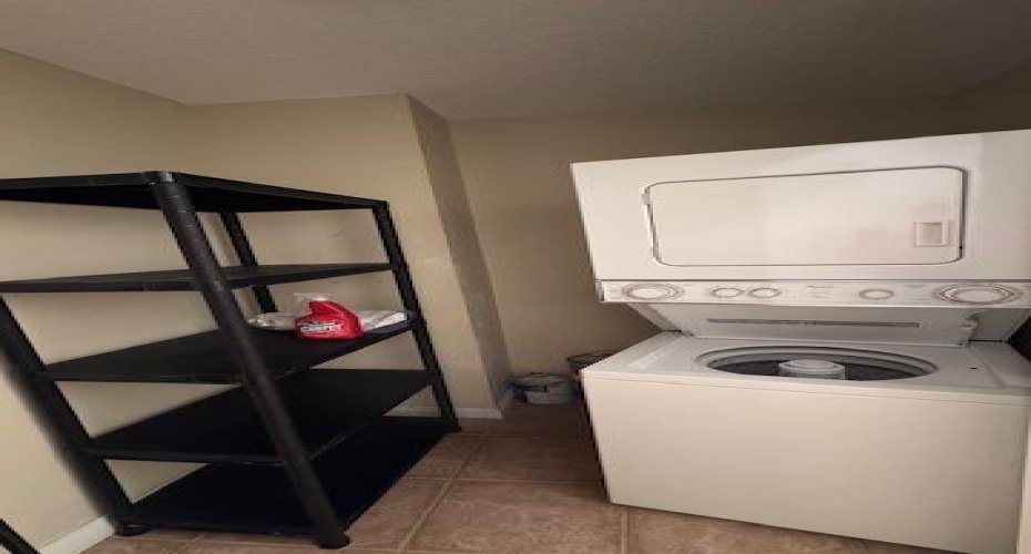 108 15 Avenue, Calgary, Alberta T2G 5R9, 2 Bedrooms Bedrooms, ,1 BathroomBathrooms,Residential,For Sale,15,A2278000