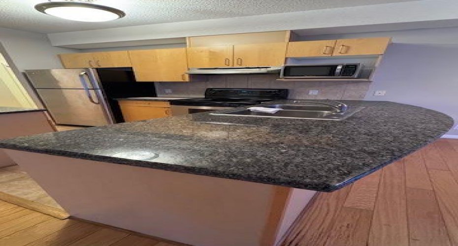 108 15 Avenue, Calgary, Alberta T2G 5R9, 2 Bedrooms Bedrooms, ,1 BathroomBathrooms,Residential,For Sale,15,A2278000