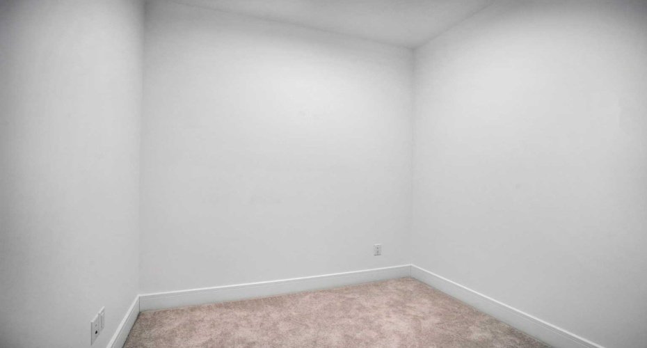 370 Dieppe Drive, Calgary, Alberta T3E 0E6, 1 Bedroom Bedrooms, ,1 BathroomBathrooms,Residential,For Sale,Dieppe,A2278357