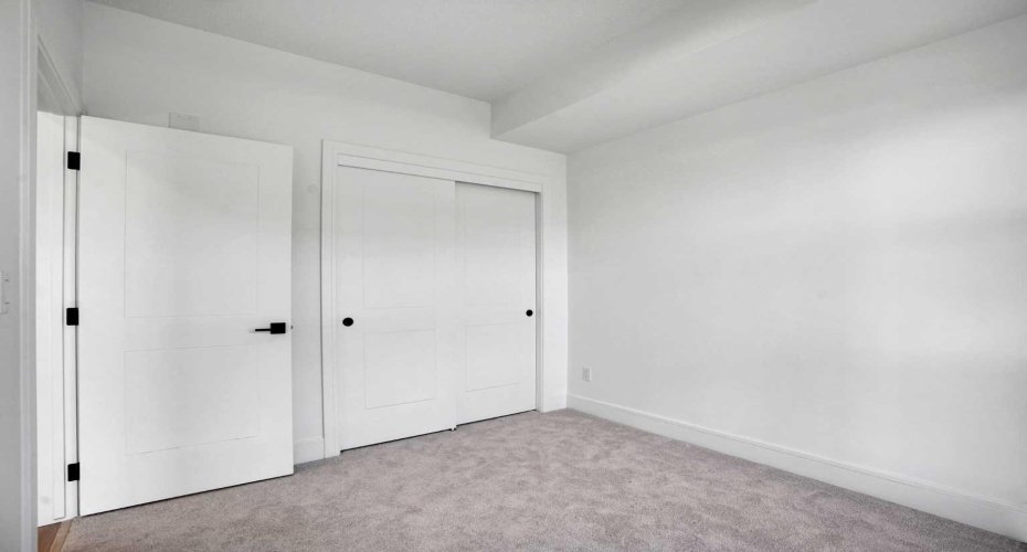 370 Dieppe Drive, Calgary, Alberta T3E 0E6, 1 Bedroom Bedrooms, ,1 BathroomBathrooms,Residential,For Sale,Dieppe,A2278357