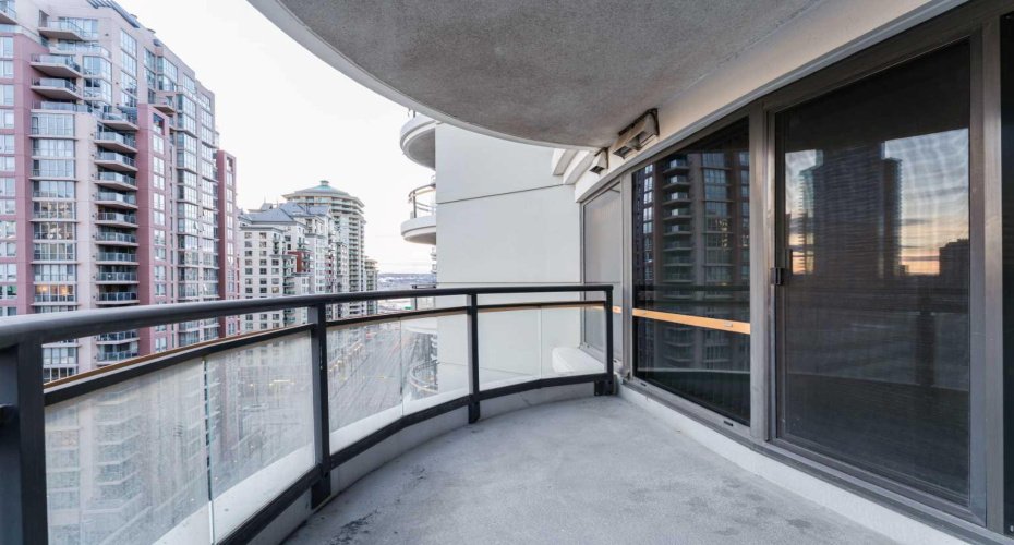 1078 6 Avenue, Calgary, Alberta T2P 5N6, 2 Bedrooms Bedrooms, ,2 BathroomsBathrooms,Residential,For Sale,6,A2278439