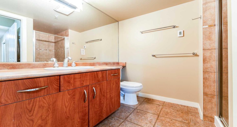 1078 6 Avenue, Calgary, Alberta T2P 5N6, 2 Bedrooms Bedrooms, ,2 BathroomsBathrooms,Residential,For Sale,6,A2278439