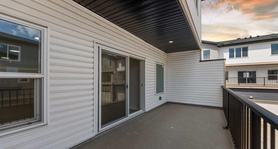 90 Corner Meadows Manor, Calgary, Alberta T3N 2N8, 4 Bedrooms Bedrooms, ,4 BathroomsBathrooms,Residential,For Sale,Corner Meadows,A2278451