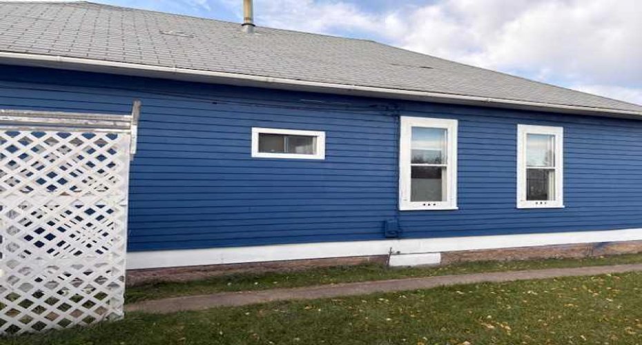 4919 49 Street, Hardisty, Alberta T0B 1V0, 3 Bedrooms Bedrooms, ,1 BathroomBathrooms,Residential,For Sale,49,A2278455