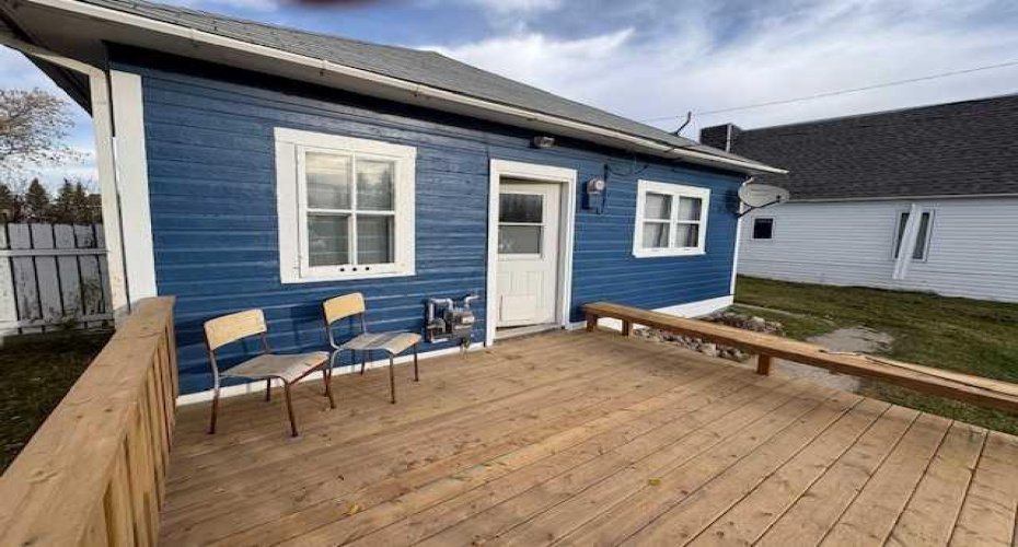 4919 49 Street, Hardisty, Alberta T0B 1V0, 3 Bedrooms Bedrooms, ,1 BathroomBathrooms,Residential,For Sale,49,A2278455