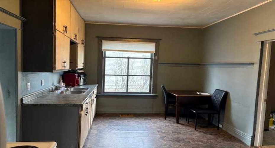 4919 49 Street, Hardisty, Alberta T0B 1V0, 3 Bedrooms Bedrooms, ,1 BathroomBathrooms,Residential,For Sale,49,A2278455