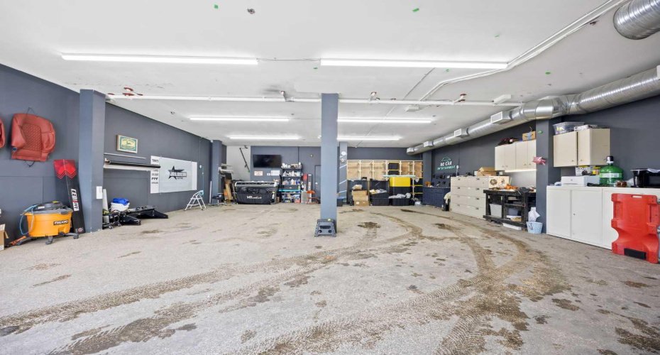10830 42 Street, Calgary, Alberta T3N 1P2, ,Commercial,For Lease,42,A2275122