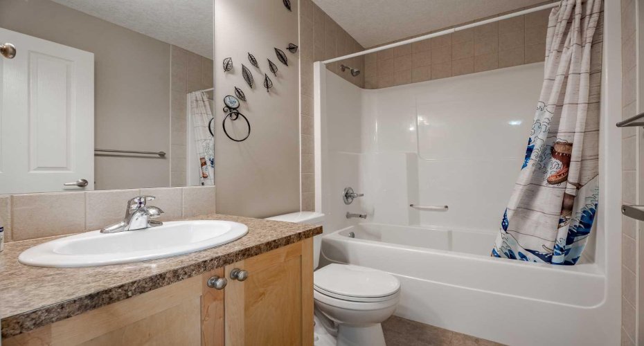 155 Silverado Skies Link, Calgary, Alberta T2X0K7, 2 Bedrooms Bedrooms, ,3 BathroomsBathrooms,Residential,For Sale,Silverado Skies,A2278045