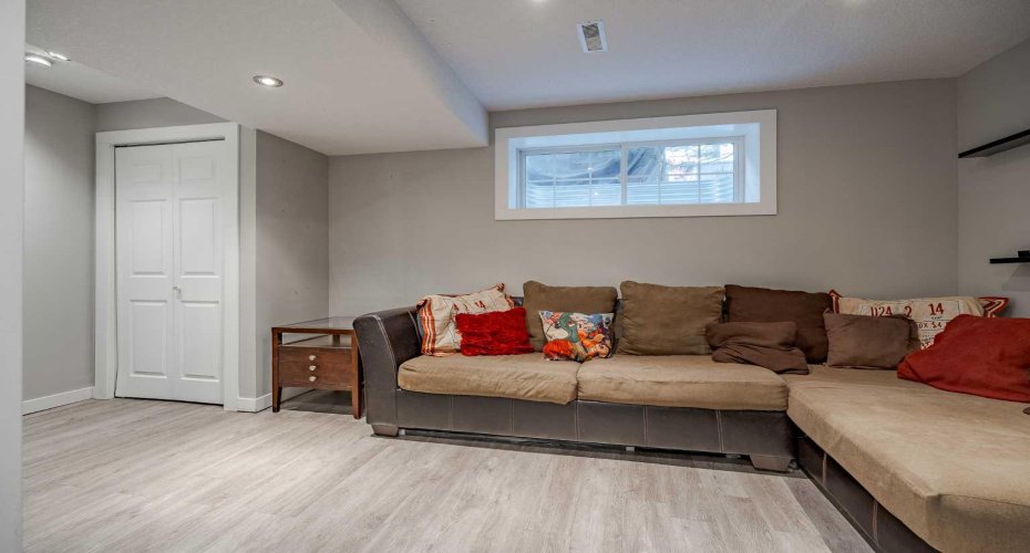 155 Silverado Skies Link, Calgary, Alberta T2X0K7, 2 Bedrooms Bedrooms, ,3 BathroomsBathrooms,Residential,For Sale,Silverado Skies,A2278045