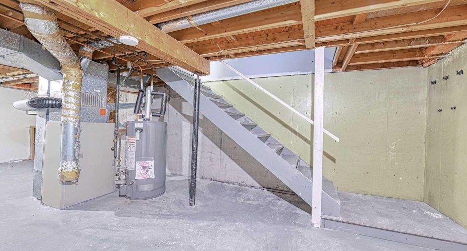 195 Manora Place, Calgary, Alberta T2A 5J8, 3 Bedrooms Bedrooms, ,1 BathroomBathrooms,Residential,For Sale,Manora,A2278402