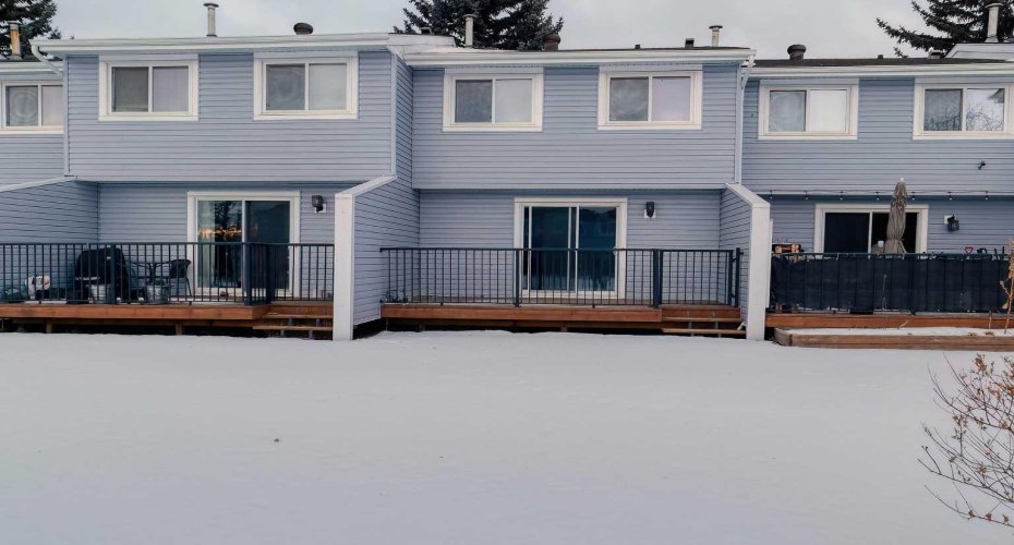 195 Manora Place, Calgary, Alberta T2A 5J8, 3 Bedrooms Bedrooms, ,1 BathroomBathrooms,Residential,For Sale,Manora,A2278402