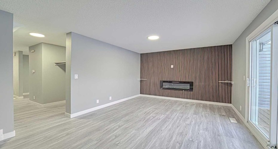 195 Manora Place, Calgary, Alberta T2A 5J8, 3 Bedrooms Bedrooms, ,1 BathroomBathrooms,Residential,For Sale,Manora,A2278402