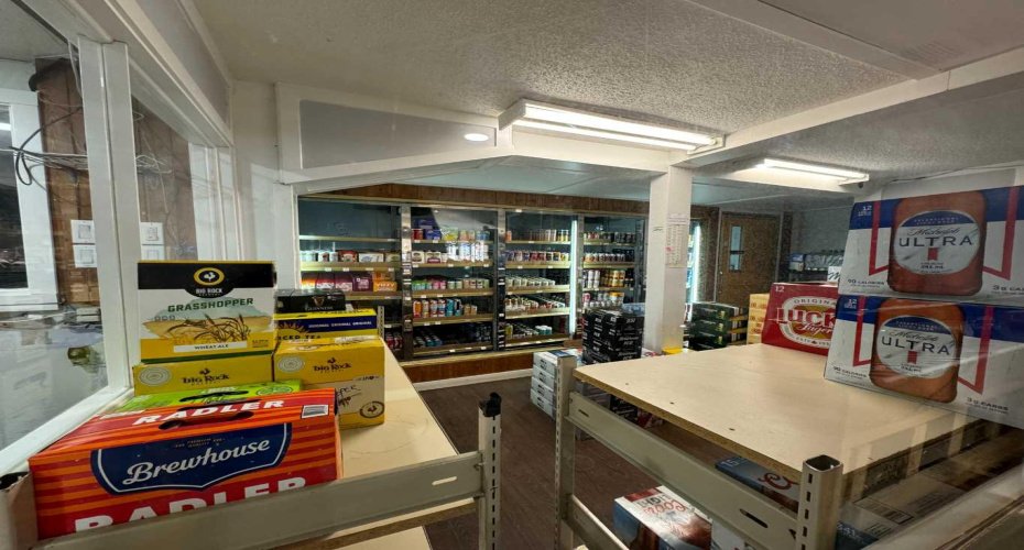 121 2 Street, Cremona, Alberta T0M 0R0, ,Commercial,For Lease,2,A2241689