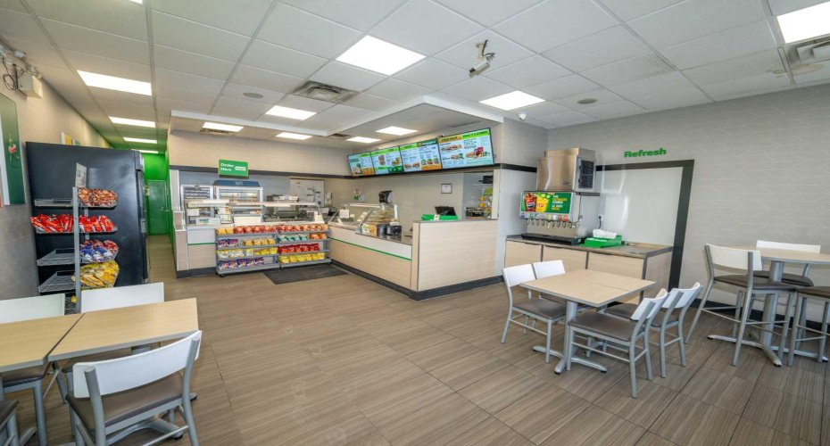 Calgary, Alberta, ,Commercial,For Lease,A2275142