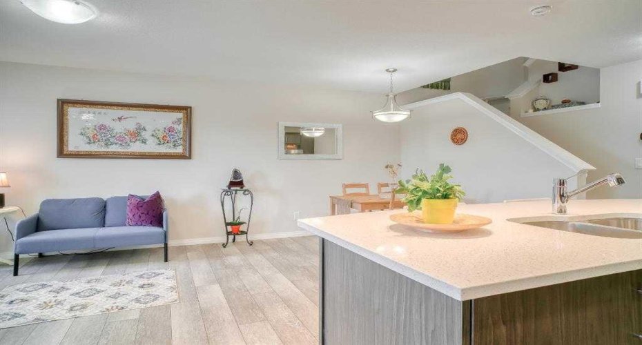 97 Yorkville Boulevard, Calgary, Alberta T2X 4J9, 3 Bedrooms Bedrooms, ,3 BathroomsBathrooms,Residential,For Sale,Yorkville,A2277782