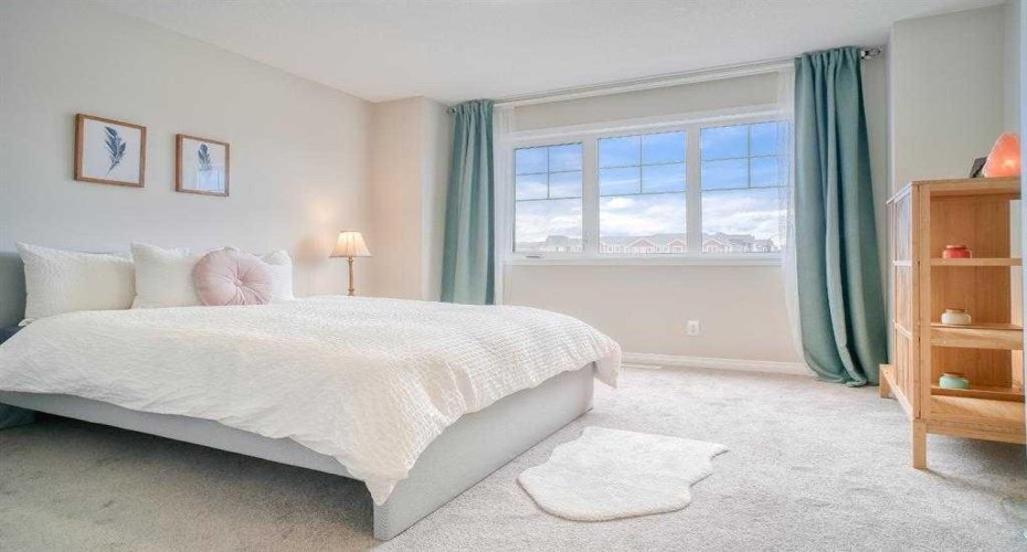 97 Yorkville Boulevard, Calgary, Alberta T2X 4J9, 3 Bedrooms Bedrooms, ,3 BathroomsBathrooms,Residential,For Sale,Yorkville,A2277782