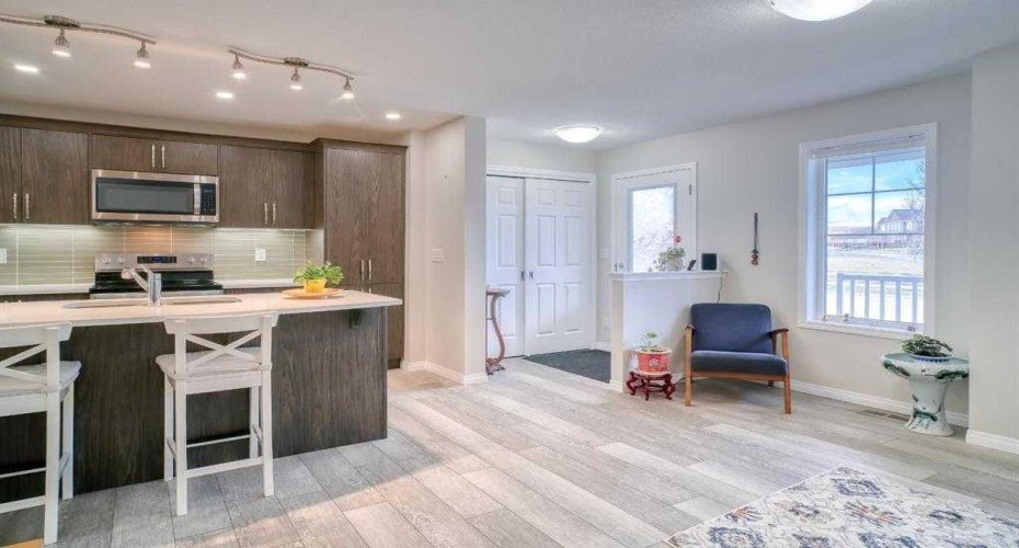 97 Yorkville Boulevard, Calgary, Alberta T2X 4J9, 3 Bedrooms Bedrooms, ,3 BathroomsBathrooms,Residential,For Sale,Yorkville,A2277782