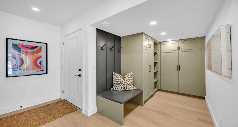 12 Greenwich Heath, Calgary, Alberta T3B 6P4, 4 Bedrooms Bedrooms, ,4 BathroomsBathrooms,Residential,For Sale,Greenwich,A2278414