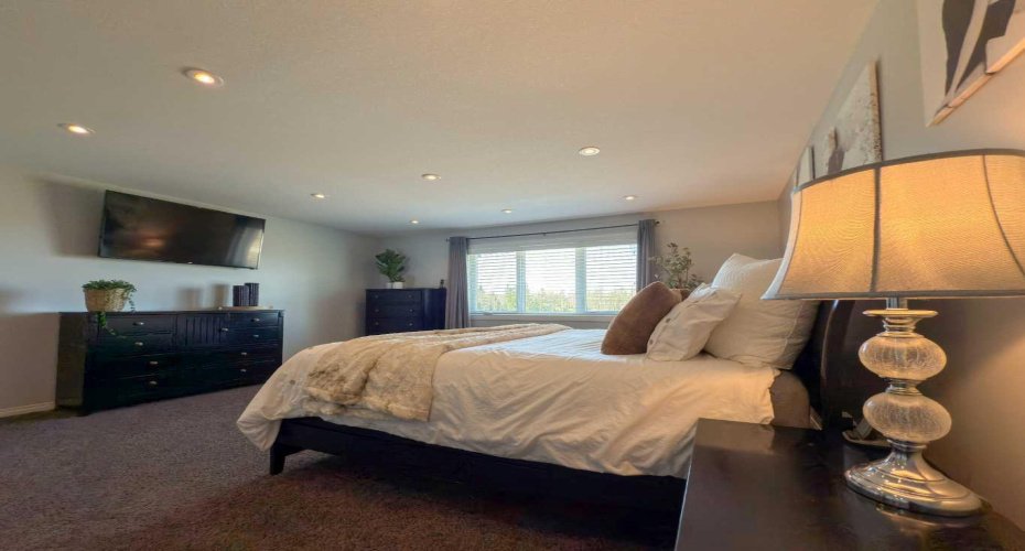 2 Hidden Valley Close, Rural Clearwater County, Alberta T4T 2A2, 5 Bedrooms Bedrooms, ,4 BathroomsBathrooms,Residential,For Sale,2 Hidden Valley Close,A2278418