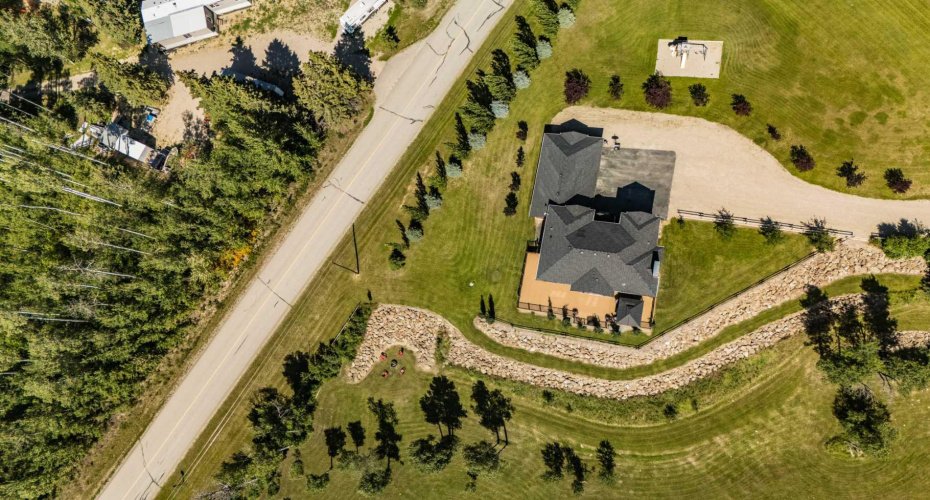 2 Hidden Valley Close, Rural Clearwater County, Alberta T4T 2A2, 5 Bedrooms Bedrooms, ,4 BathroomsBathrooms,Residential,For Sale,2 Hidden Valley Close,A2278418