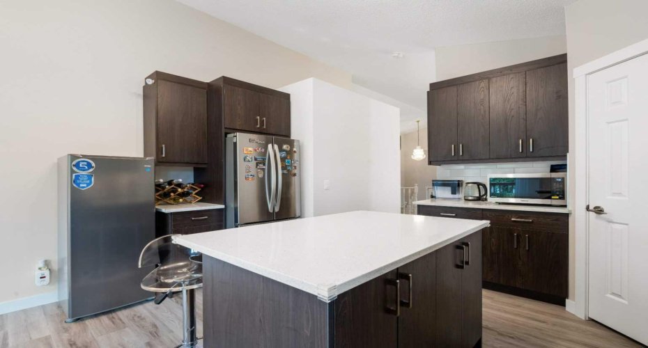 358 Hawkstone Drive, Calgary, Alberta T3G 3T7, 6 Bedrooms Bedrooms, ,3 BathroomsBathrooms,Residential,For Sale,Hawkstone,A2278479