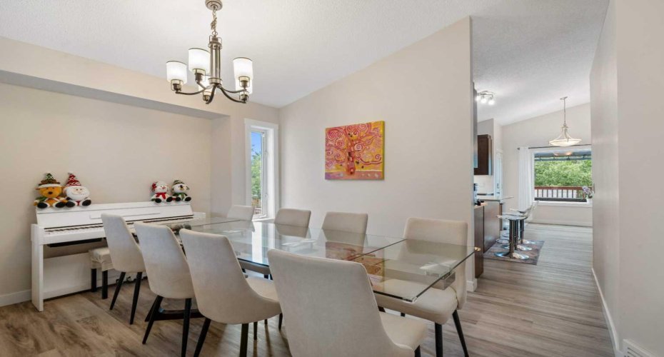 358 Hawkstone Drive, Calgary, Alberta T3G 3T7, 6 Bedrooms Bedrooms, ,3 BathroomsBathrooms,Residential,For Sale,Hawkstone,A2278479