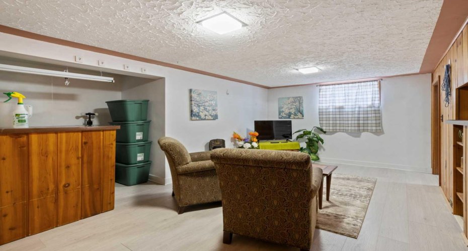 5615 49 Avenue, Killam, Alberta T0B 2L0, 3 Bedrooms Bedrooms, ,2 BathroomsBathrooms,Residential,For Sale,49,A2278482
