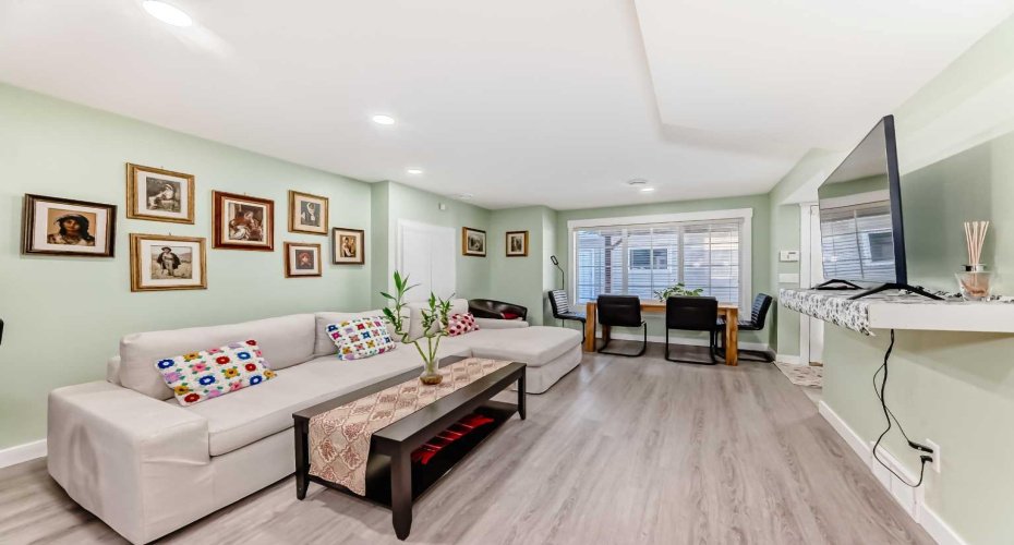 397 Rainbow Falls Drive, Chestermere, Alberta T1X 0L1, 3 Bedrooms Bedrooms, ,4 BathroomsBathrooms,Residential,For Sale,Rainbow Falls,A2278613