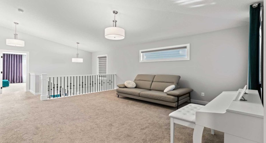 49 Legacy Glen Circle, Calgary, Alberta T2X 4E4, 4 Bedrooms Bedrooms, ,3 BathroomsBathrooms,Residential,For Sale,Legacy Glen,A2278629